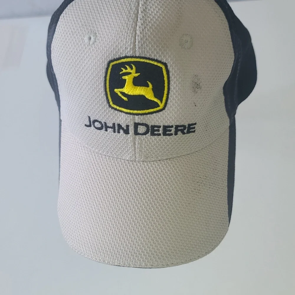 John Deere Men's Classic‎ Cap 100% Cotton, one size fits most